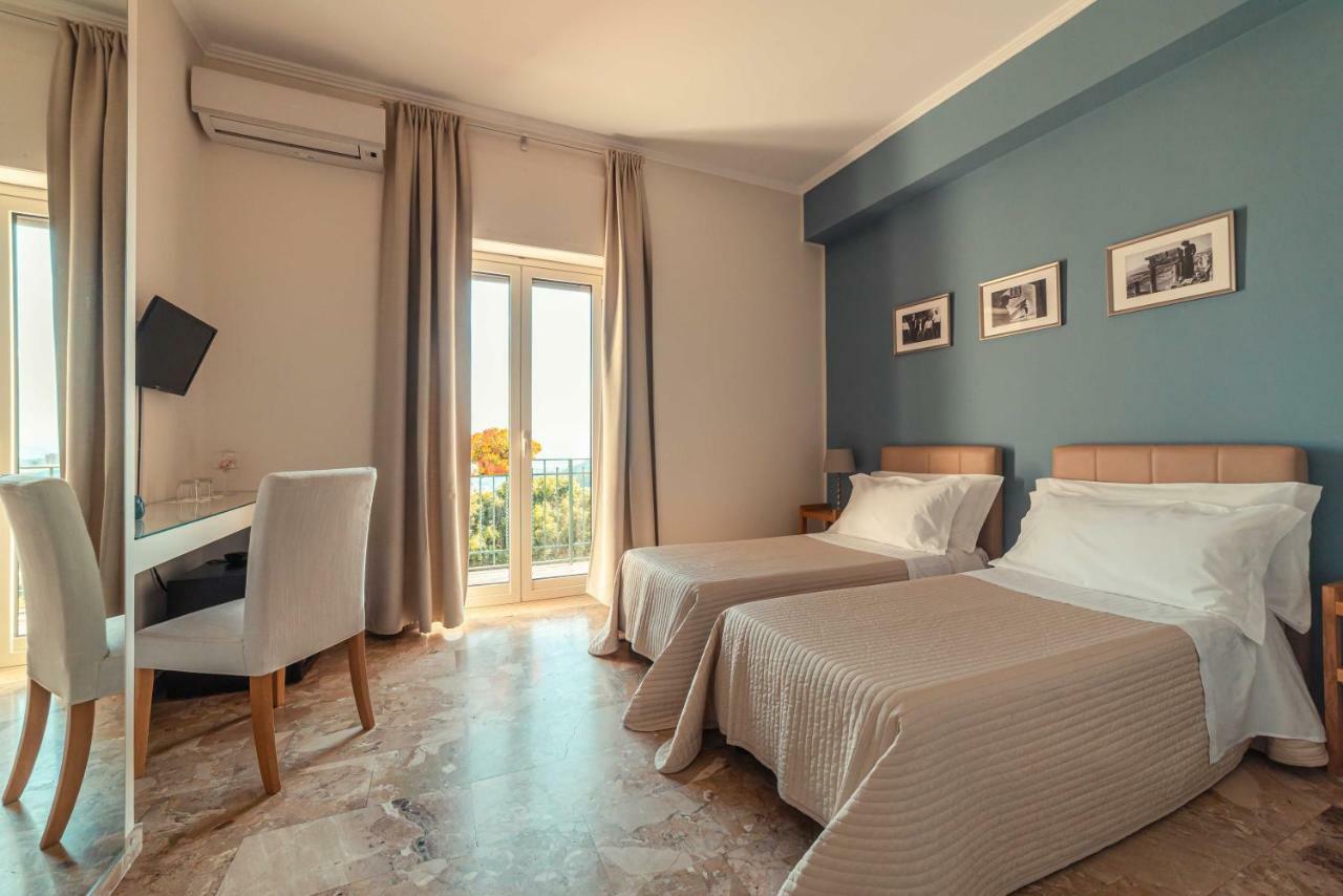 טאורמינה B&B Teatro Greco 39 מראה חיצוני תמונה