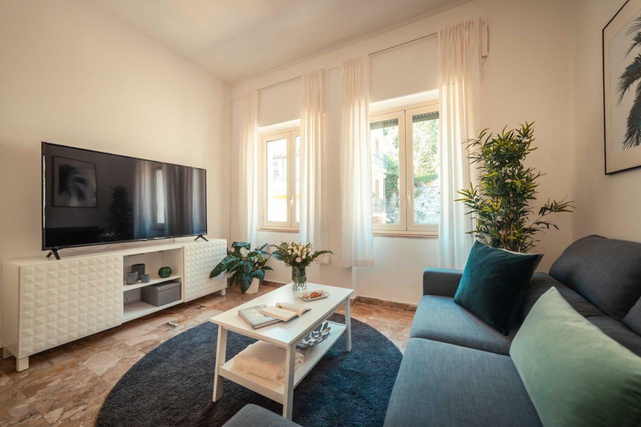 טאורמינה B&B Teatro Greco 39 מראה חיצוני תמונה