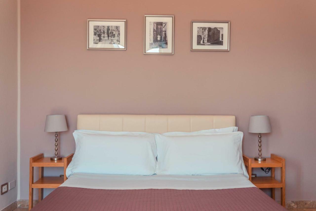 טאורמינה B&B Teatro Greco 39 מראה חיצוני תמונה